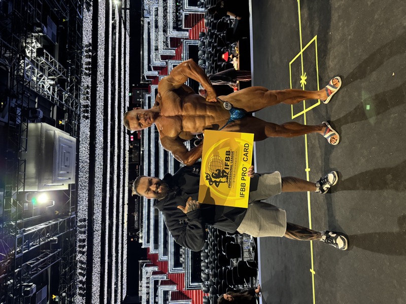 IFBB Pro Card Stage